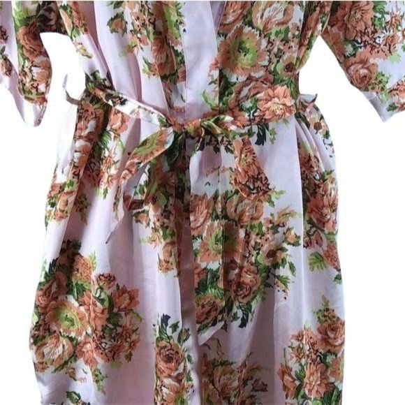 Inner Most‎ Pink Floral Satin Kimono Duster robe - Picture 6 of 7
